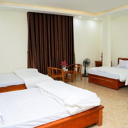 Phuong Hoa Hotel Uong Bi Exteriér fotografie